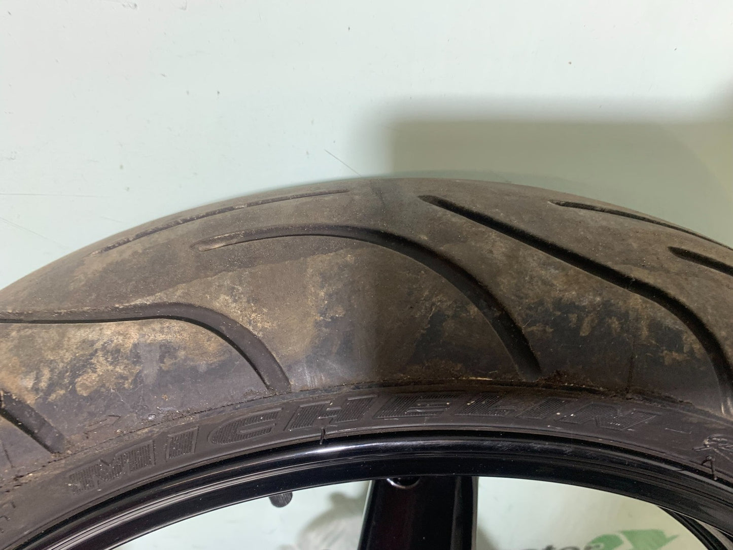 YAMAHA YZF R1 4XV FRONT WHEEL YEAR 1998-99 (CMB1291)