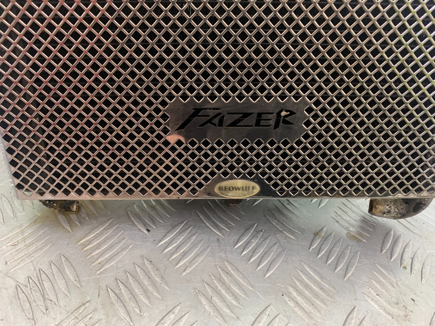 YAMAHA FZS600 FAZER 600 RADIATOR AND FAN YEAR 1998-2001 (CMB1267)