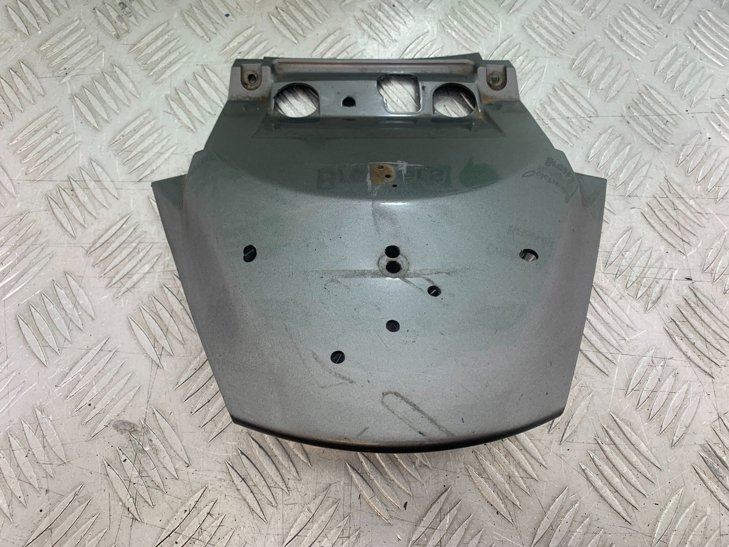 SUZUKI AN 200 UH 200 TAIL PIECE JOINER YEAR 2007-2009 (CMB1256)