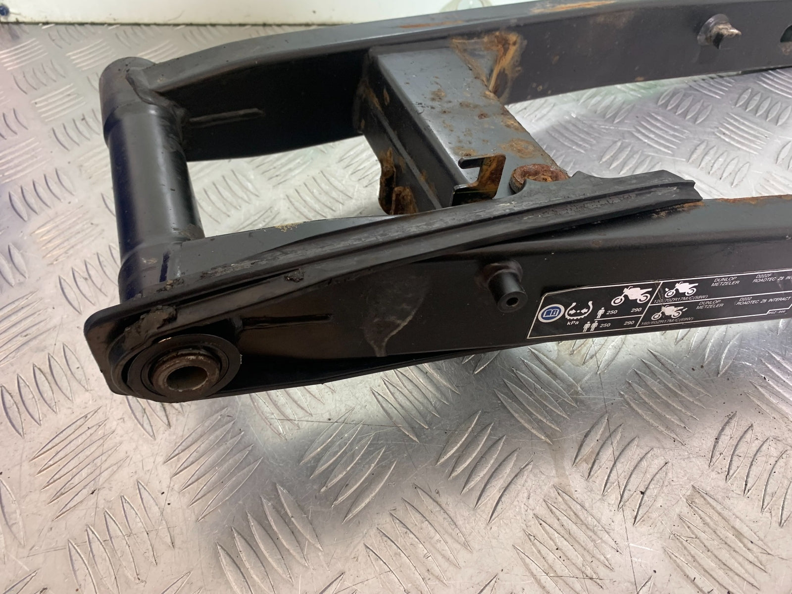 HONDA CBR500R CBR 500 R SWINGARM   YEAR 2012-16 (CMB1151)