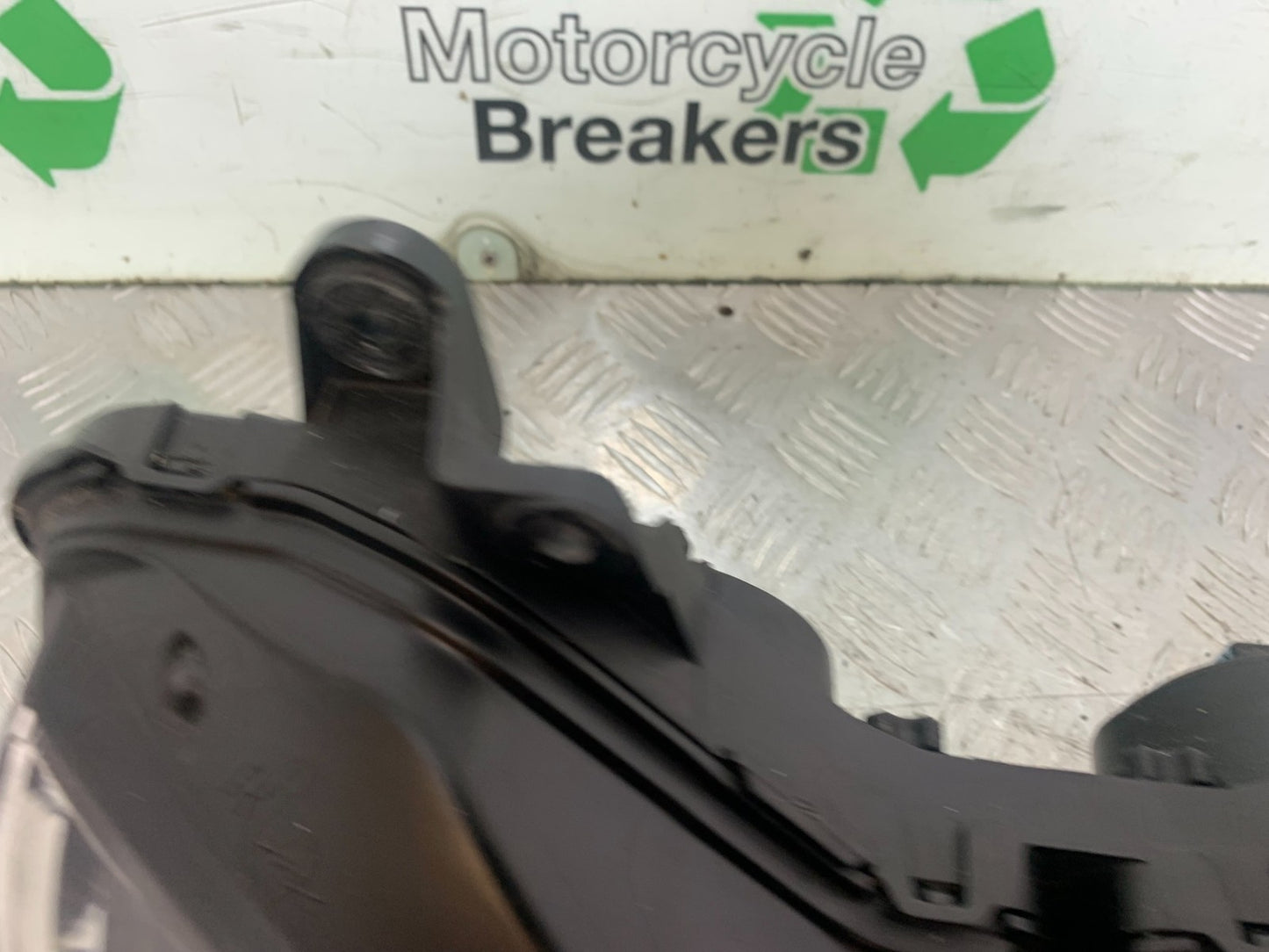KAWASAKI ZX10R ZX10 R HEADLIGHT   2008-2010 (CMB1206)