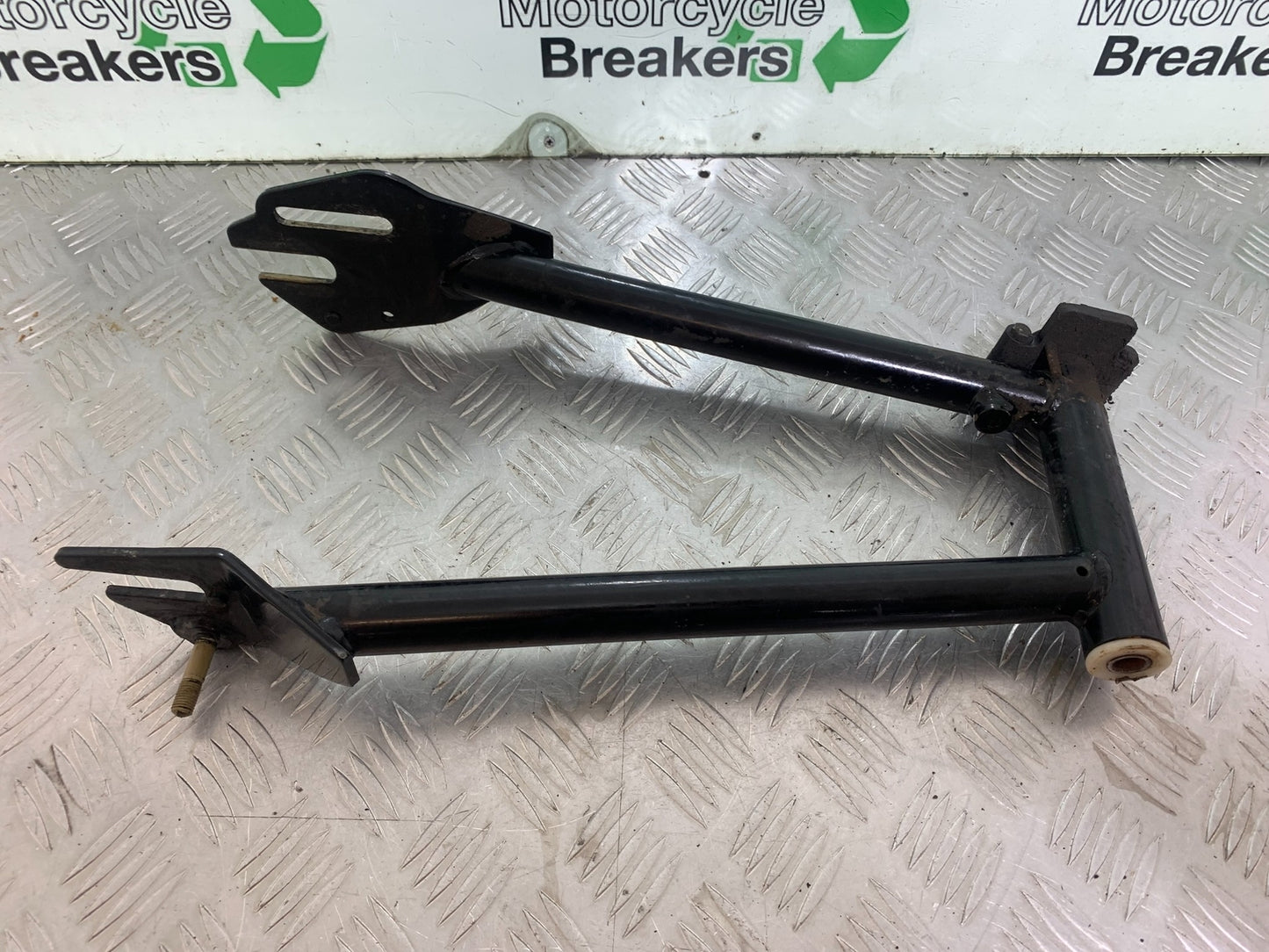 ROYAL ENFIELD BULLET 500 EFI SWINGARM  YEAR 2008 - 2016 (CMB1153)