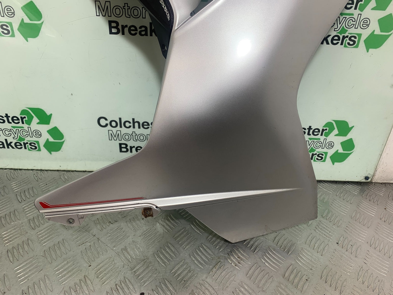 MV AGUSTA 800 F3 RIGHT FAIRING PANEL  YEAR 2013-2016 (CMB1152)