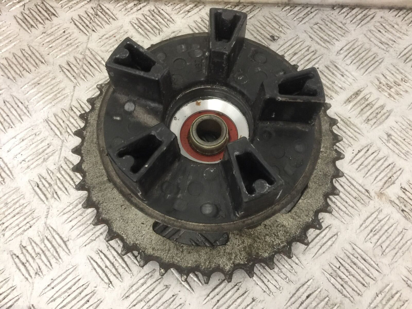 HONDA CB600 CB 600 F-9 HORNET REAR SPROCKET CARRIER  2009 (STOCK 869)