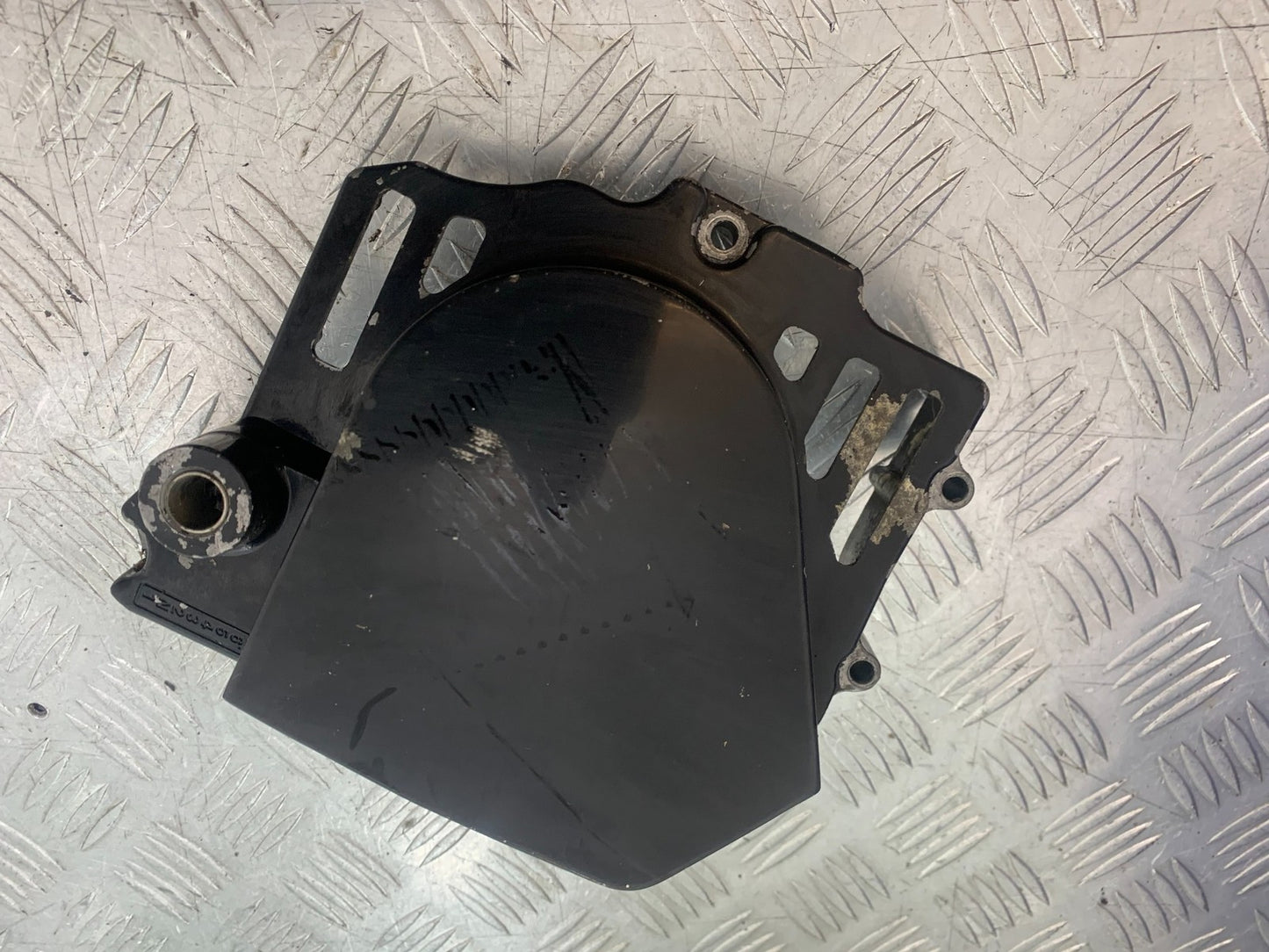 KAWASAKI GPZ600 GPZ 600 SPROCKET COVER   YEAR 1988-90 (CMB1258)
