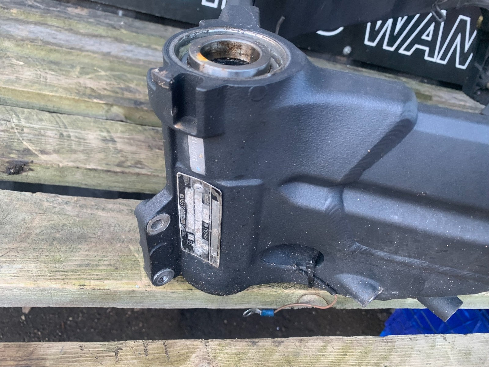 TRIUMPH 1050 SPRINT GT FRAME REG LOG BOOK  YEAR 2010-2016 (CMB1250)