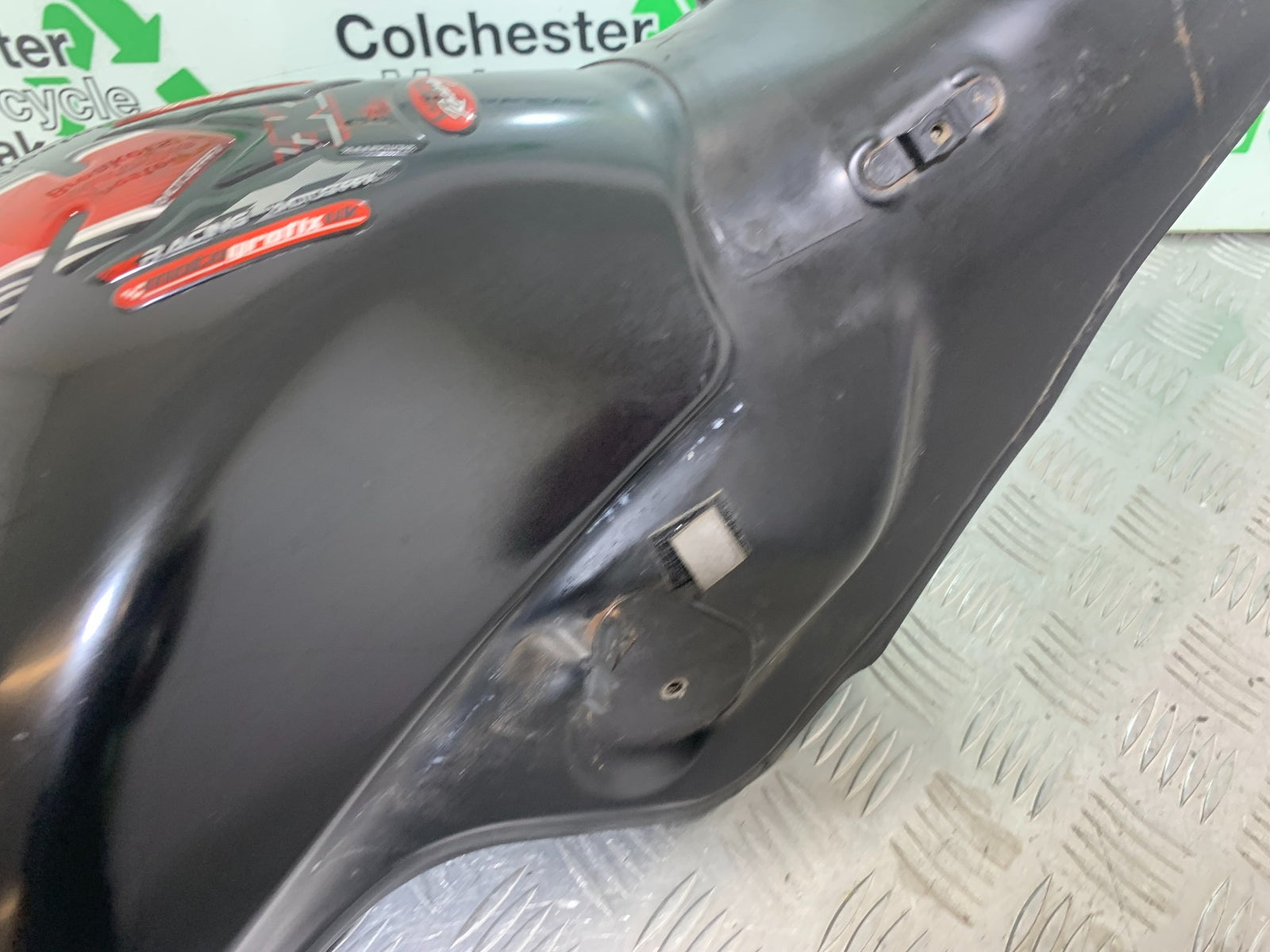KAWASAKI ZX10R ZX 10R PETROL TANK  YEAR 2011-2015 (CMB1154)