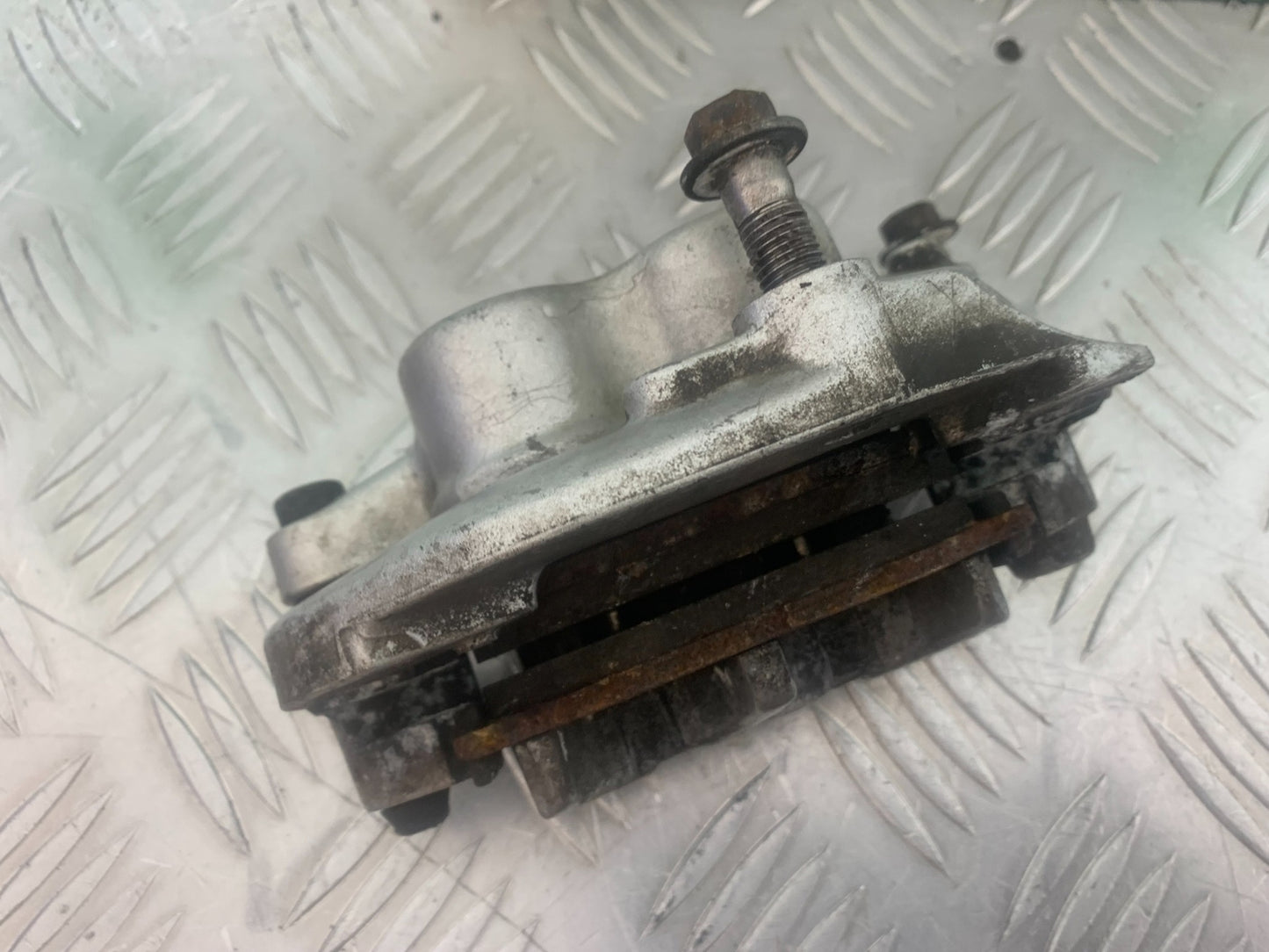 YAMAHA XV535 XV 535 VIRAGO FRONT BRAKE CALIPER YEAR 1994-02 (CMB1139)