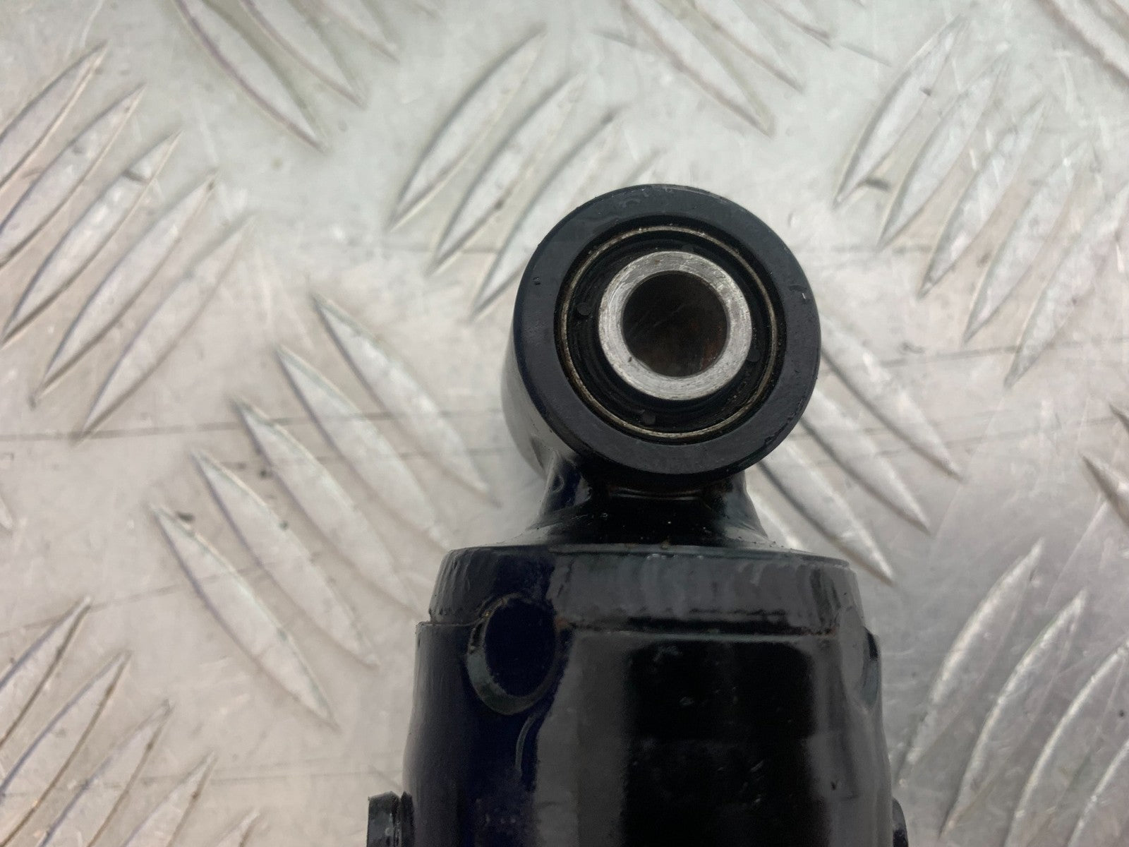 YAMAHA YZF R7 REAR SHOCK  YEAR 2022-2025 (CMB1255)