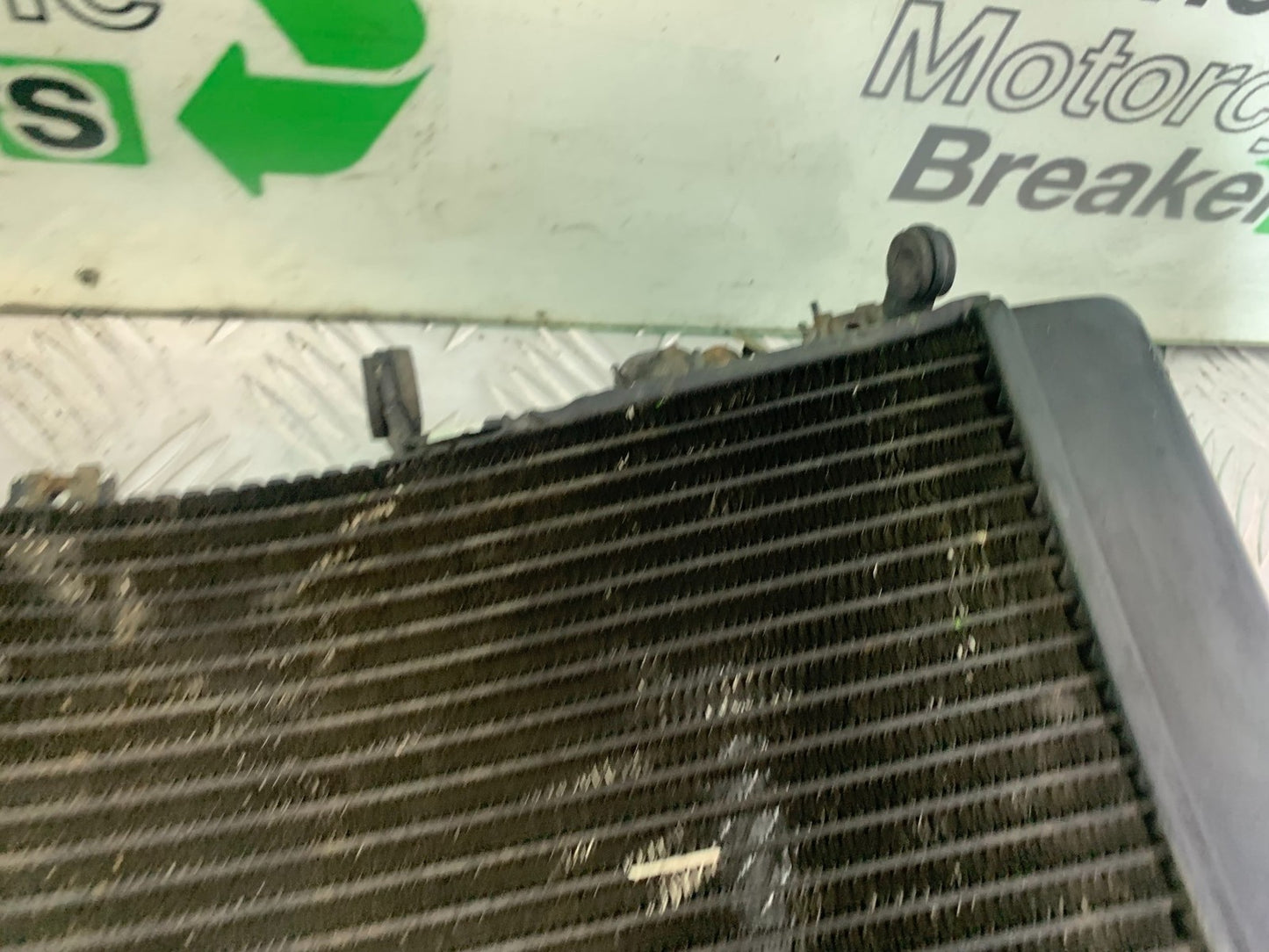 KAWASAKI ZX9R ZX9 C RADIATOR   YEAR 1998-99 (CMB1213)