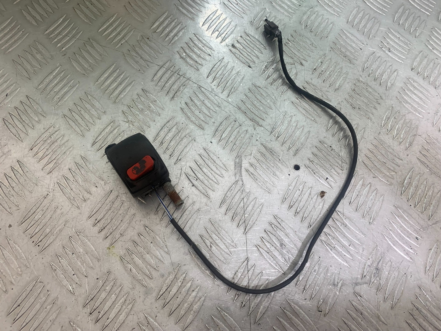 RIEJU 125 RS2 RIGHT SWITCH  YEAR 2007 (CMB1142)