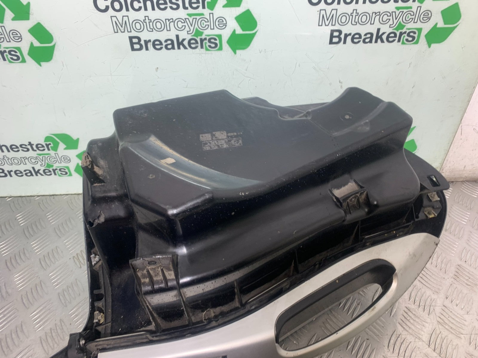 BMW K1200 K 1200 LT RIGHT PANNIER  YEAR 1999-07 (CMB1271)