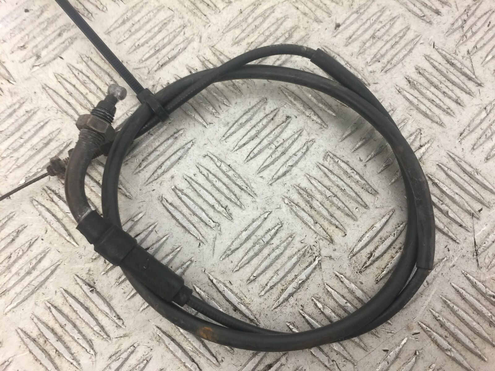 HONDA CBF125 CBF 125 THROTTLE CABLE YEAR 2011 (STOCK 614)