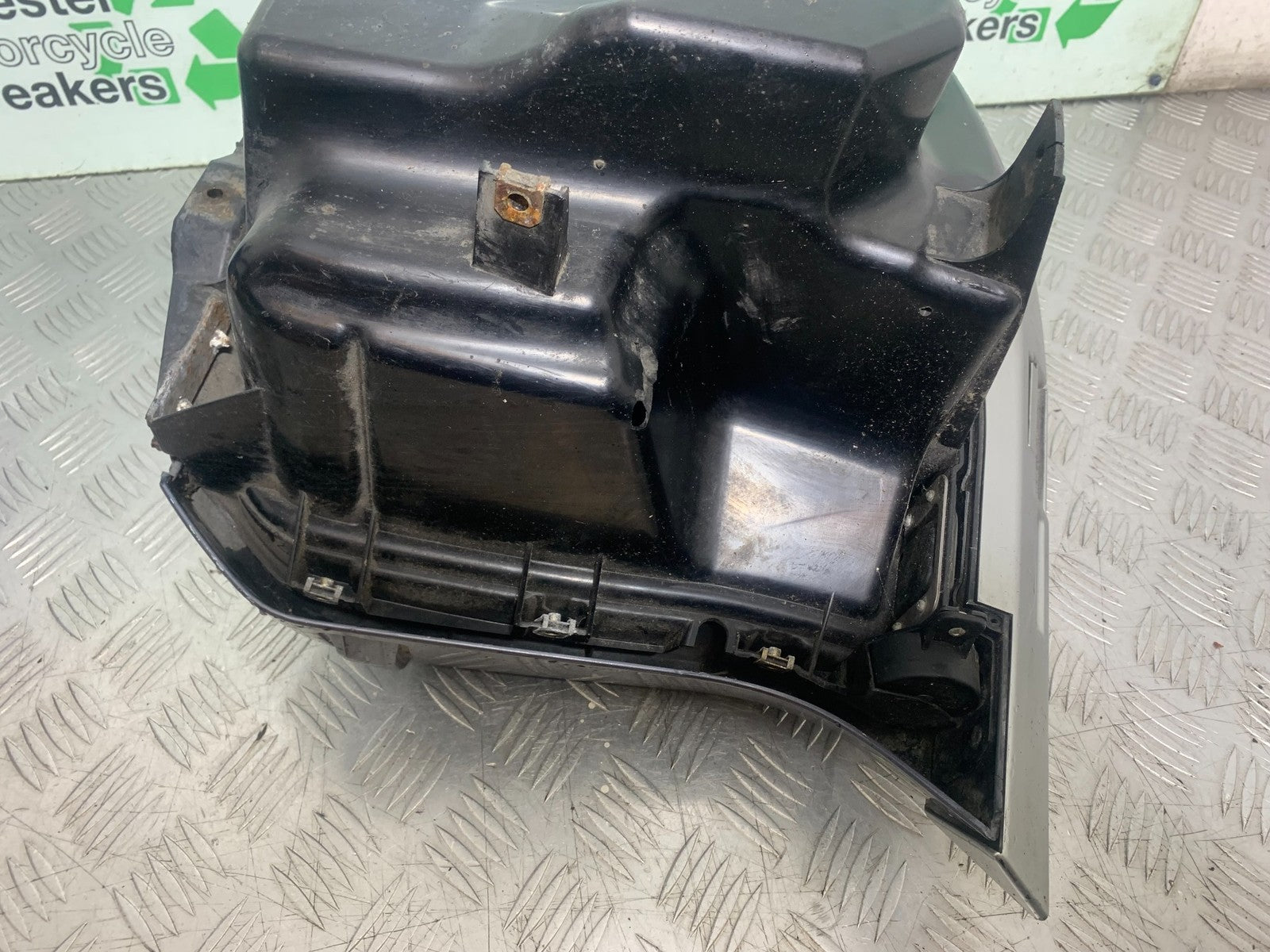 BMW K1200 K 1200 LT RIGHT PANNIER  YEAR 1999-07 (CMB1271)