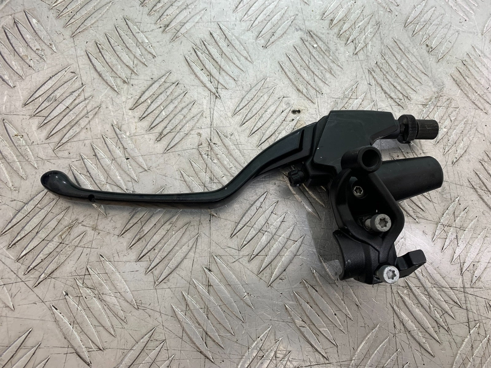 BMW F800 GT CLUTCH LEVER AND BRACKET  YEAR 2013-2017 (CMB1248)