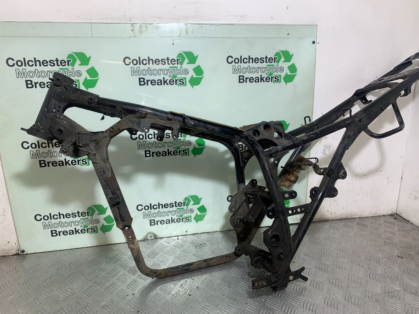 SUZUKI GW250 GW 250 FRAME REG LOG BOOK  YEAR 2013-2018  (CMB1205)