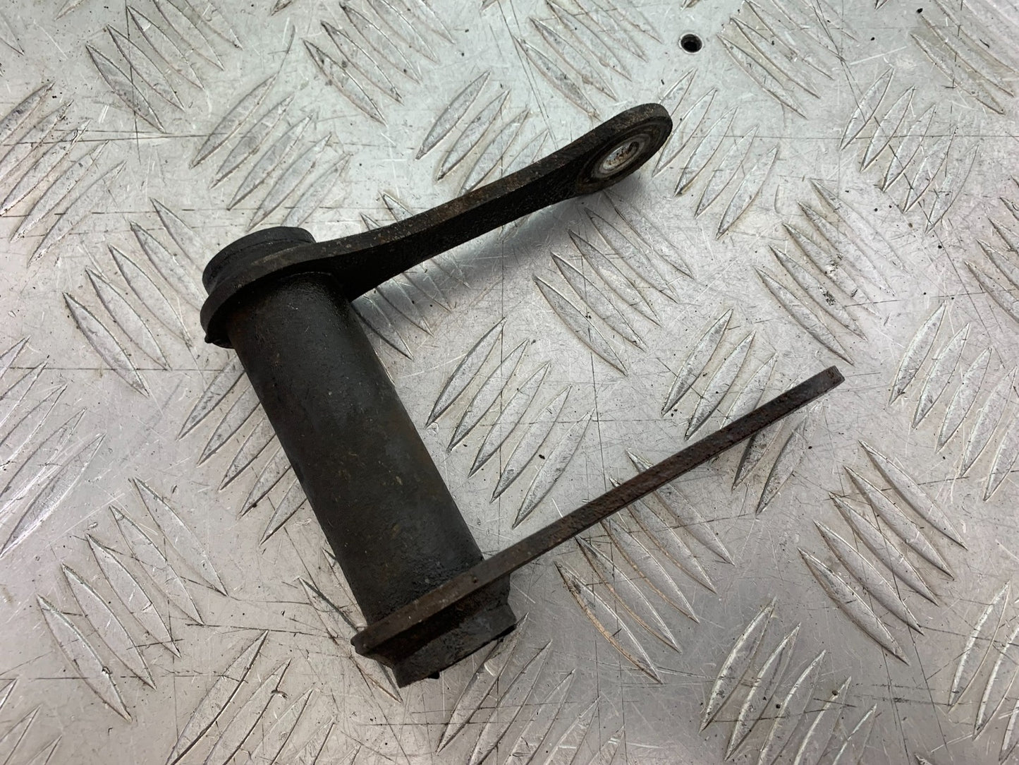 TRIUMPH SPEED TRIPLE R 1050 REAR SHOCK LINKAGE   2009 (CMB1183)