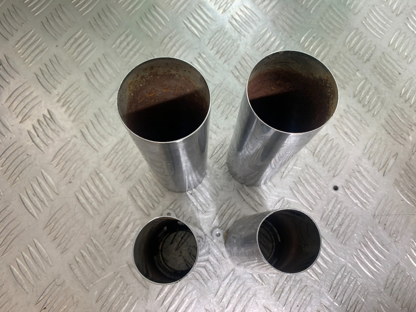 KAWASAKI VN1500 CLASSIC TOP AND BOTTOM FORKS COVERS    YEAR 1999 -2006 (CMB1166)
