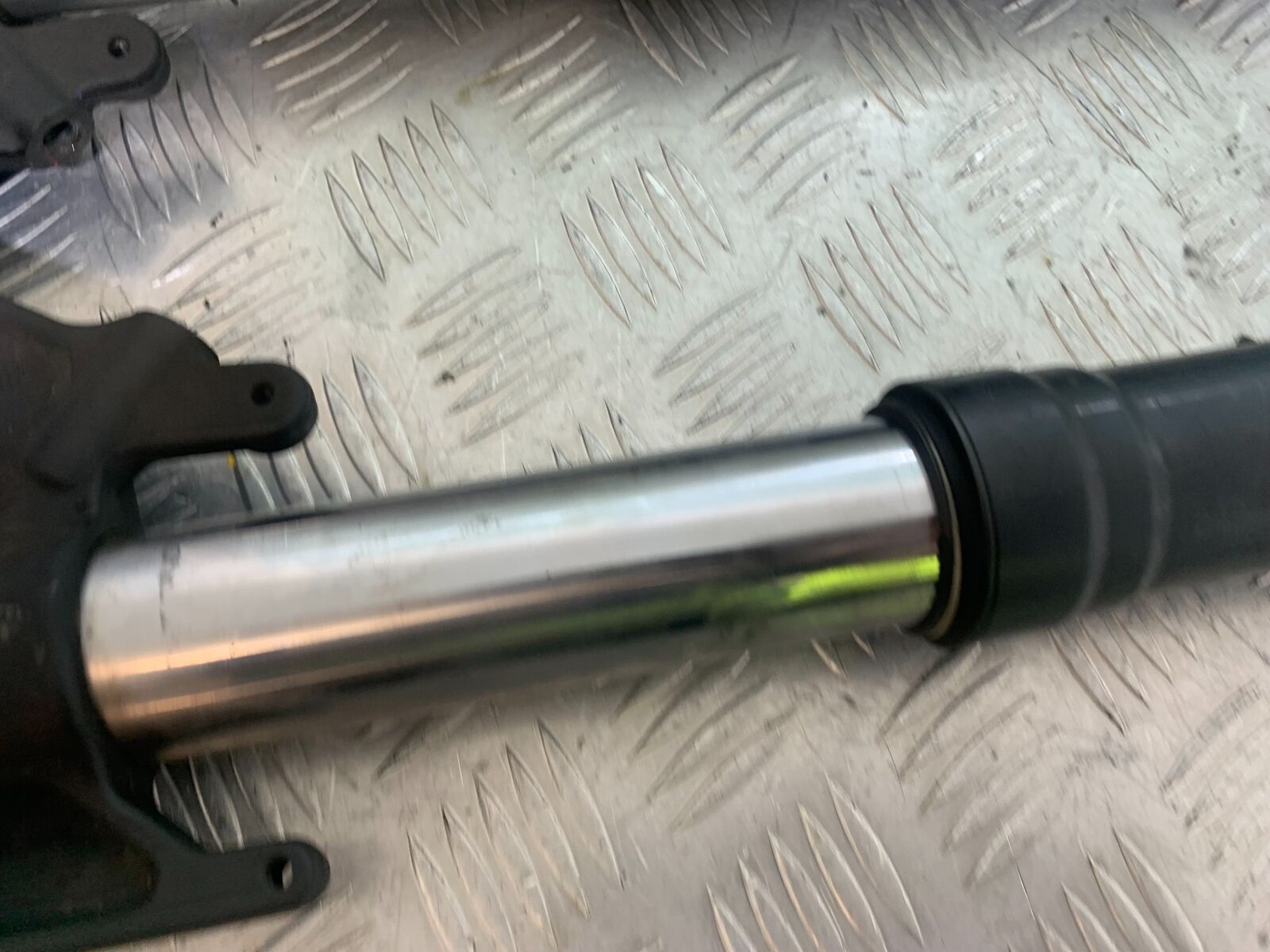 KTM 990 SUPERMOTO T FORKS  YEAR 2010-2011  (CMB1127)