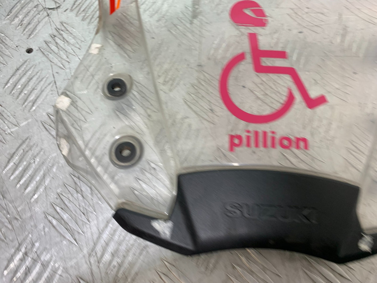 SUZUKI DL1000 V-STROM SCREEN  YEAR 2014-2019 (CMB1325)