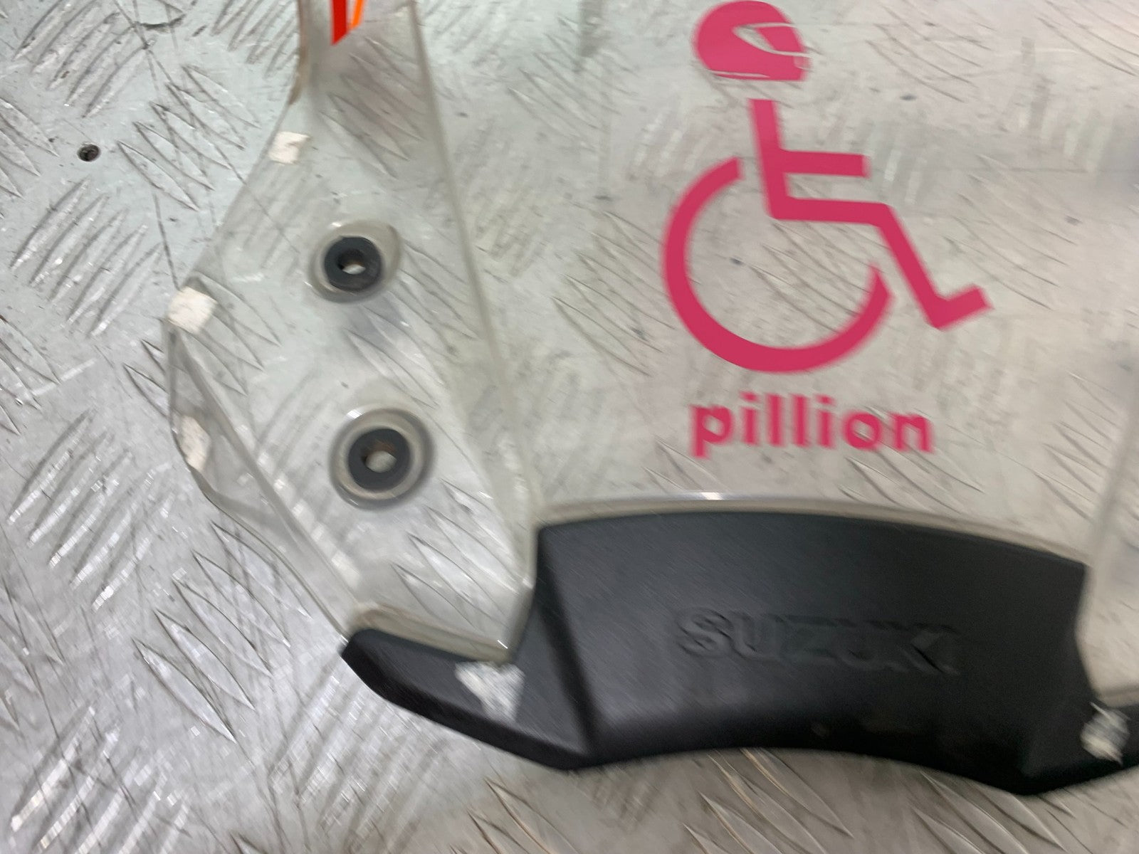 SUZUKI DL1000 V-STROM SCREEN  YEAR 2014-2019 (CMB1325)
