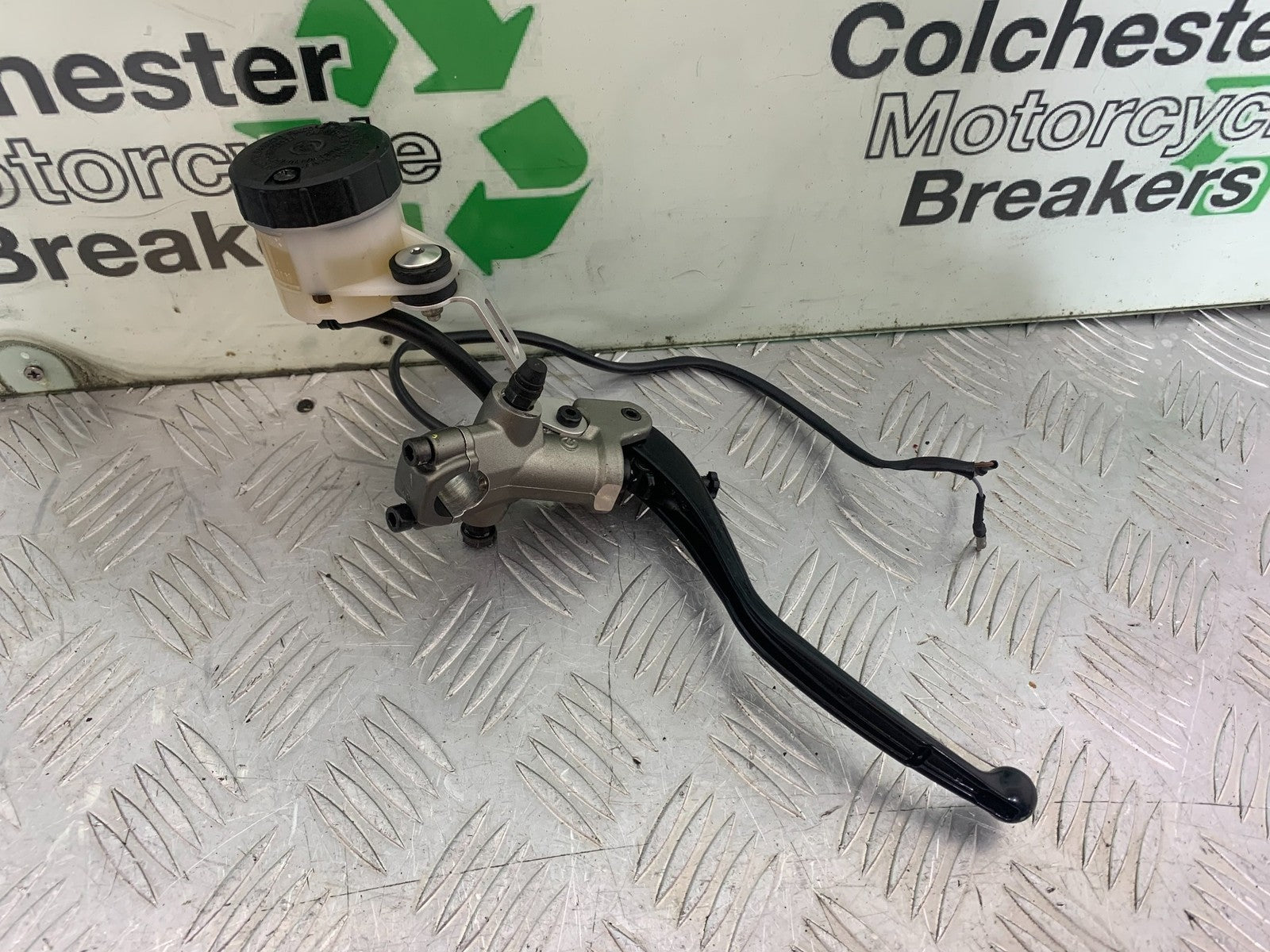 DUCATI 1198 S FRONT BRAKE MASTER CYLINDER  YEAR 2009-2011 (CMB1219)