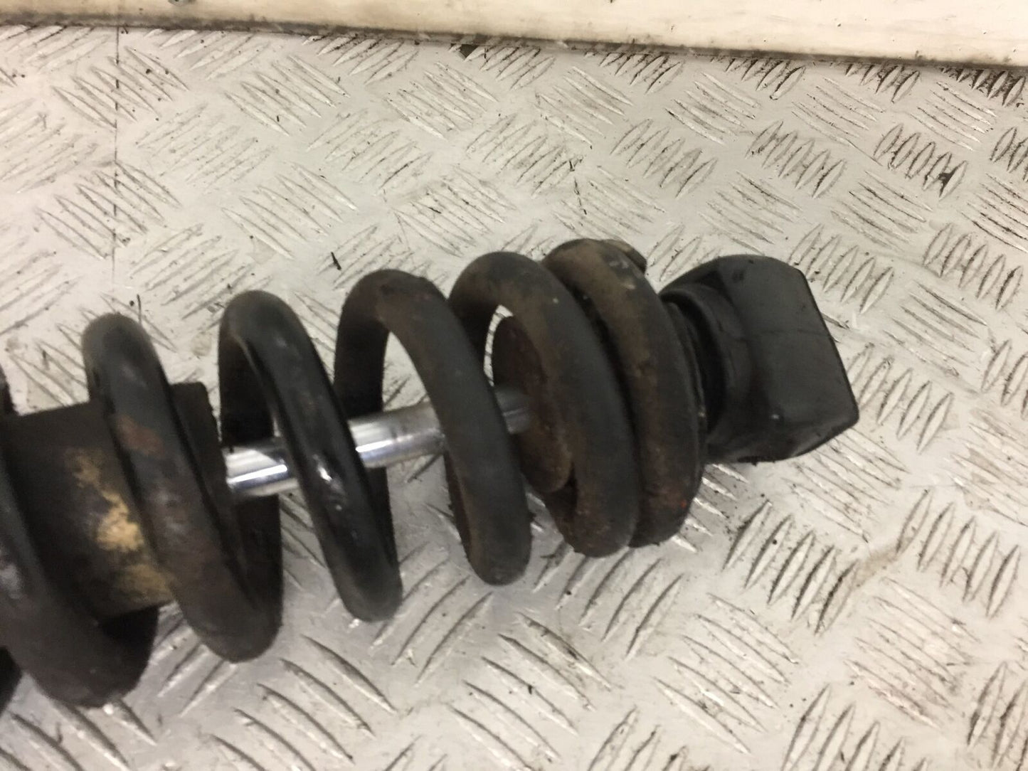 YAMAHA XTZ 750 SUPER TENERE REAR SHOCK  YEAR 1990-1995 (STOCK 889)