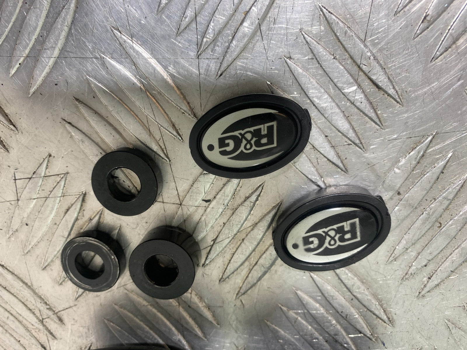 YAMAHA YZF R1 14 B BIG BANG R&G CRASH PROTECTORS  2009-14 (CMB1175)