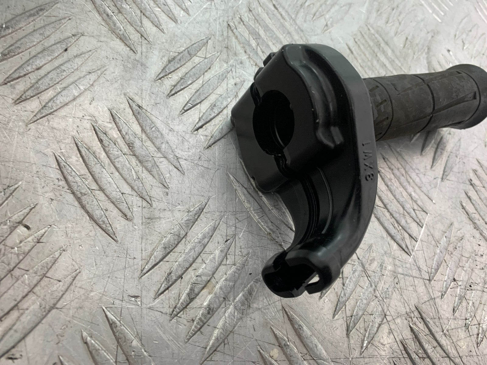 KAWASAKI ZX10R ZX10 R THROTTLE AND GRIP   2008-2010 (CMB1301)