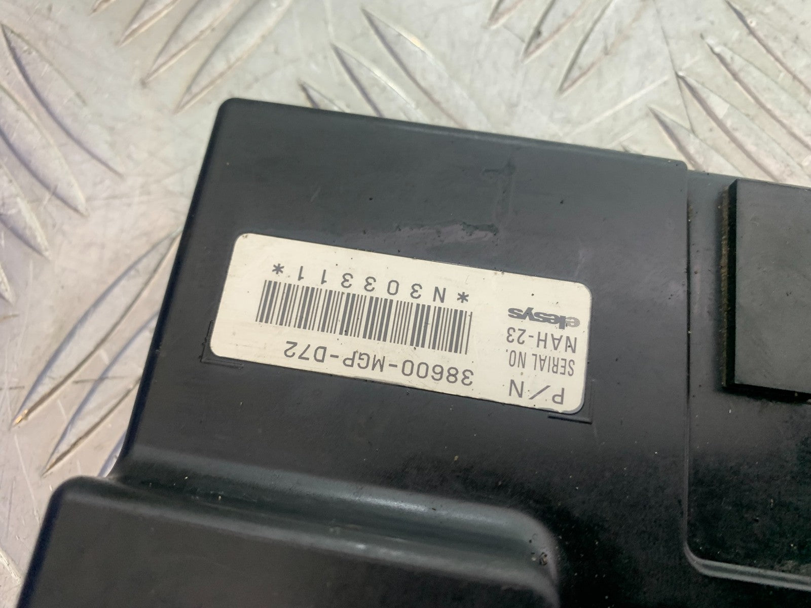 HONDA CBR1000 rr FIREBLADE ABS CONTROL BOX  YEAR 2012-2016 (CMB1198)