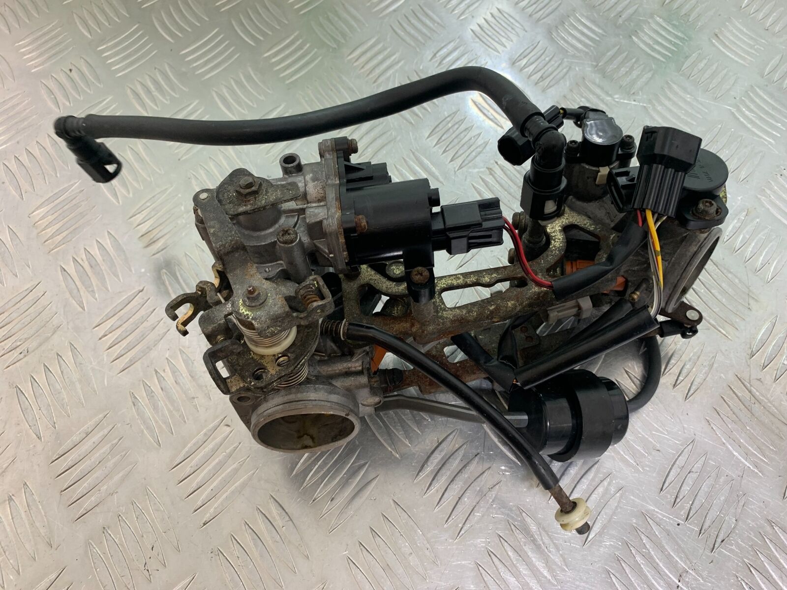 SUZUKI SV650 SV 650 THROTTLE BODIES  YEAR 2003-2006 (CMB1024)