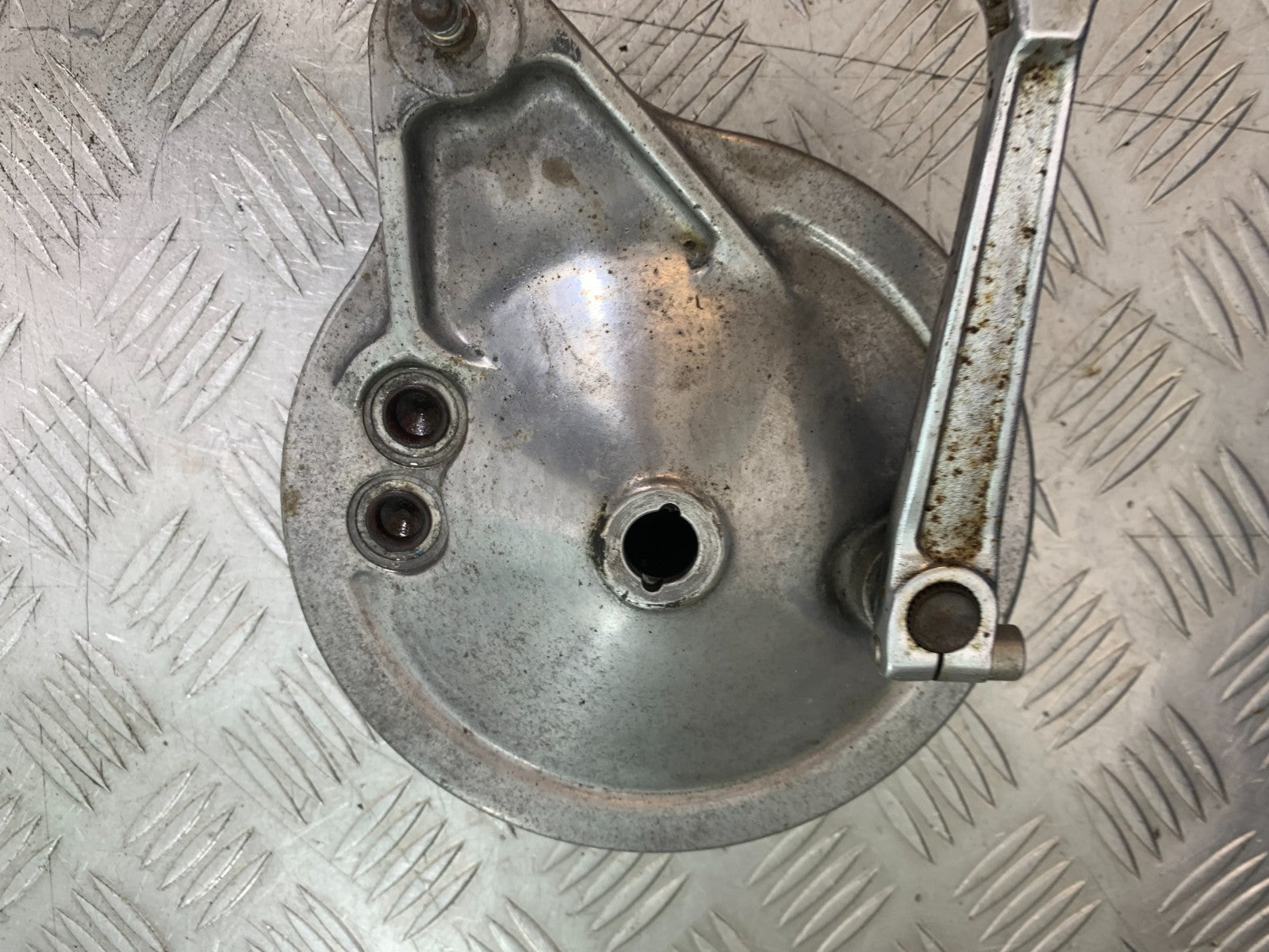 HONDA VT700 VT 700 SHADOW REAR BRAKE HUB  YEAR 1984-85 (CMB1328)