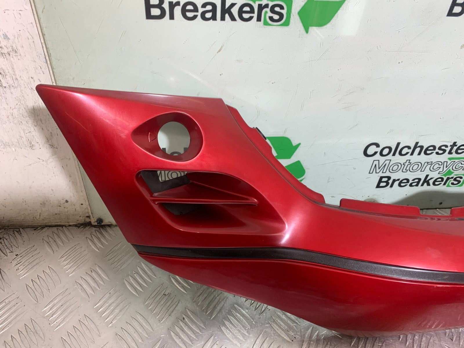 SUZUKI RF900 RF 900 LEFT SEAT PANEL YEAR 1994-1999 CMB1326