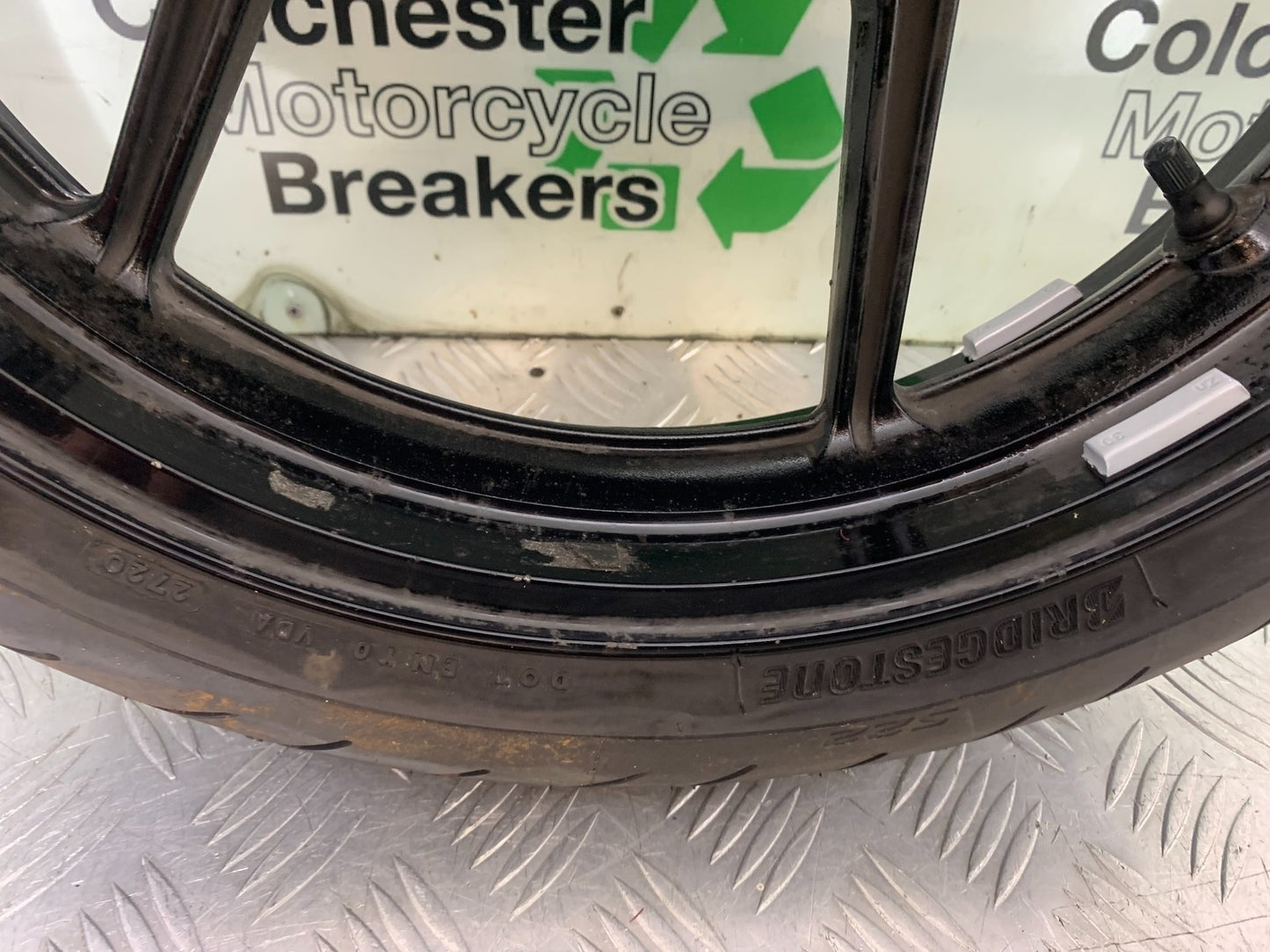 KAWASAKI Z1000 SX FRONT WHEEL  YEAR 2014-16 (CMB1264)