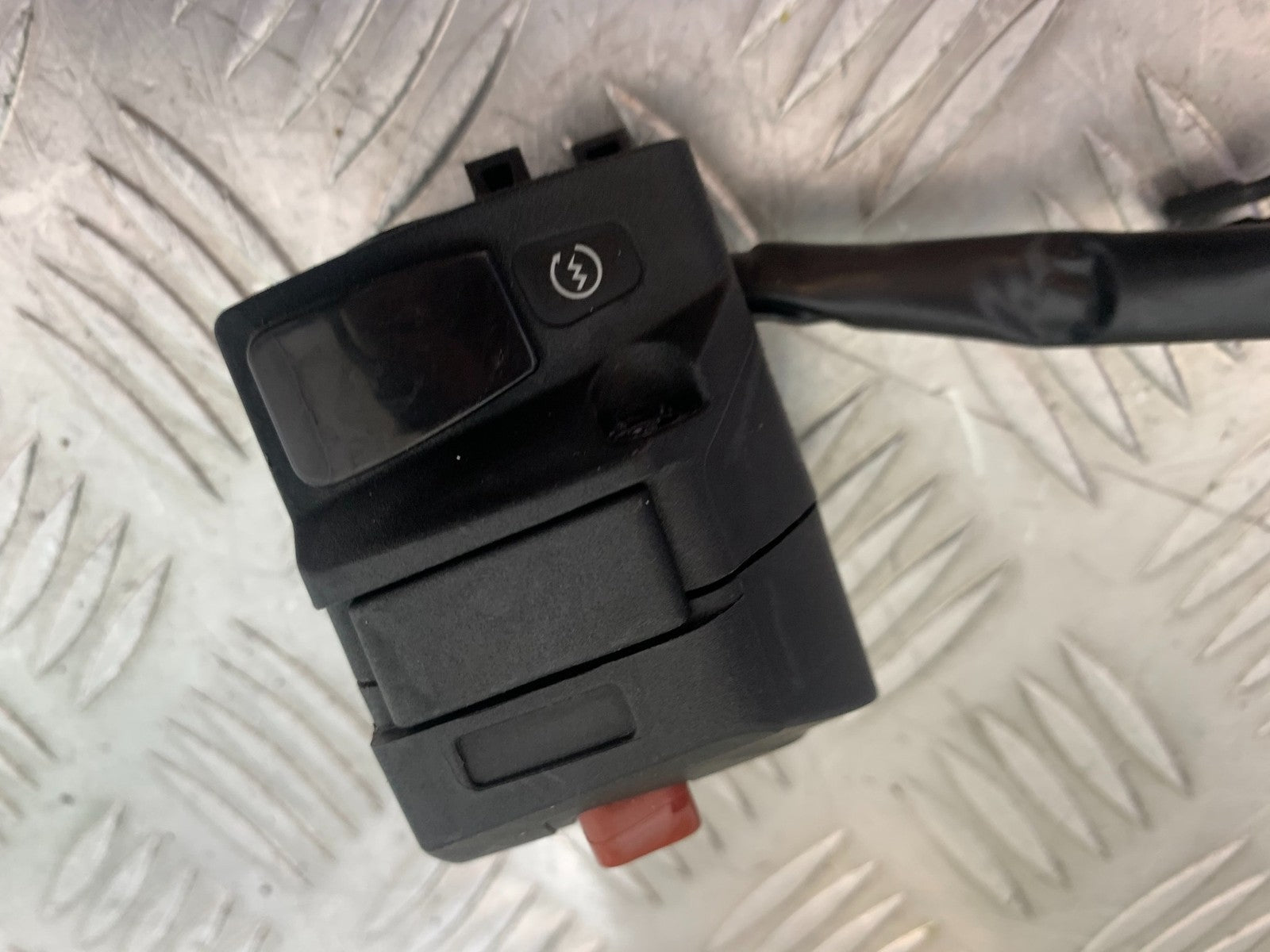 KTM RC125 RC 125 RC RIGHT SWITCH GEAR  2014 2017 (CMB1199)