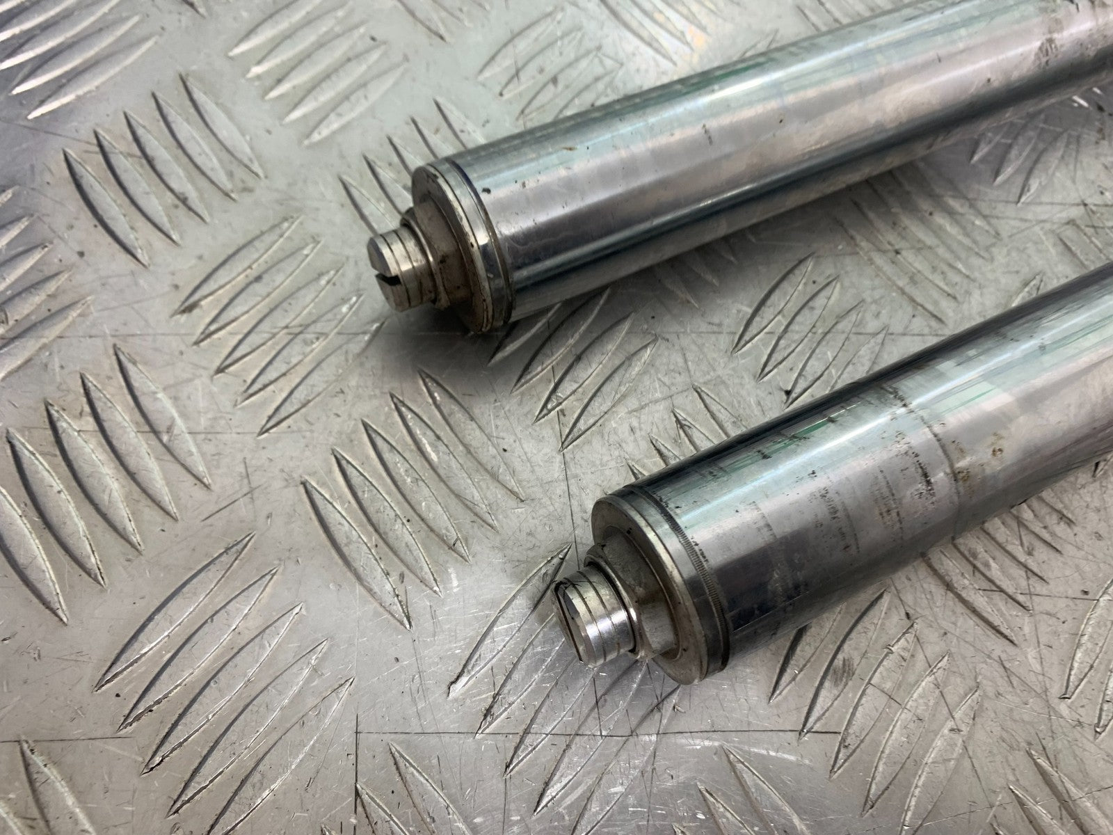 HONDA VFR800 PRE V-TEC FORKS (BENT)  YEAR 1998-2001 (CMB1233)