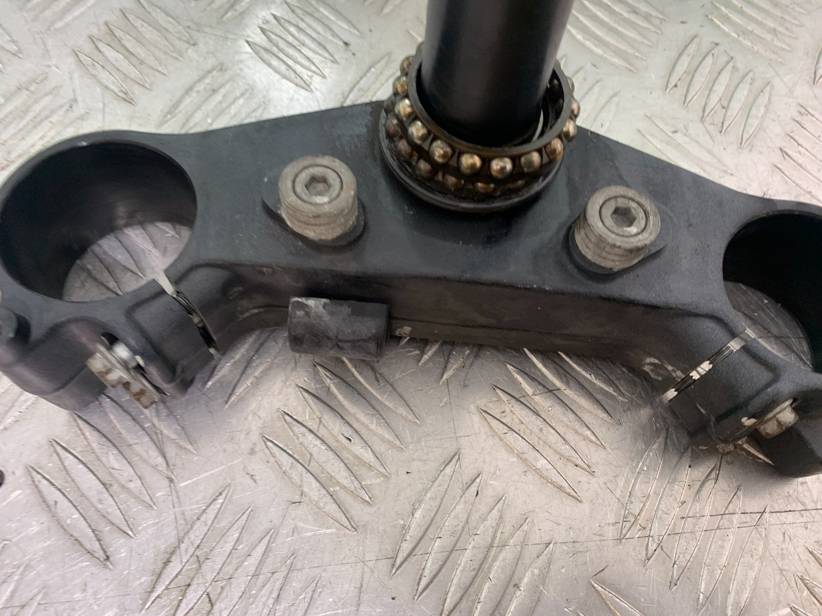 APRILIA RSV1000 RSV 1000 MILLE BOTTOM YOKE  1998- 2003 (CMB1184)