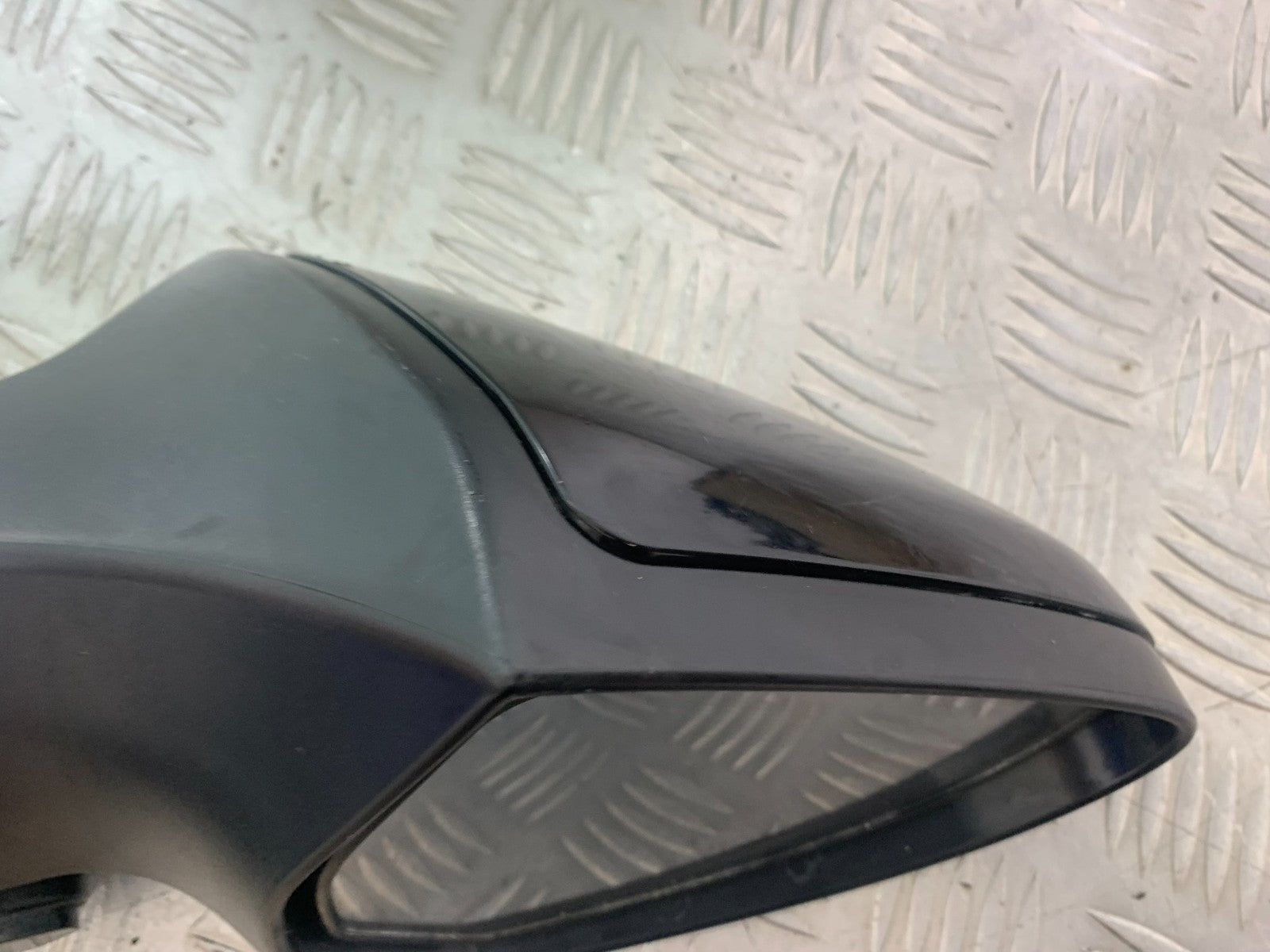 KAWASAKI GTR1400 GTR 1400 RIGHT MIRROR   YEAR 2007-2009 (CMB1174)