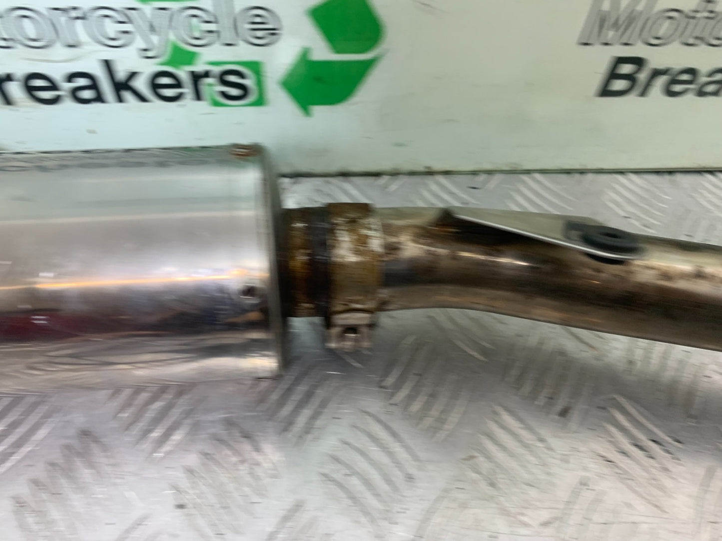 SUZUKI GSF600 GSF 600 BANDIT SILENCER   2000-2004 (CMB1269)