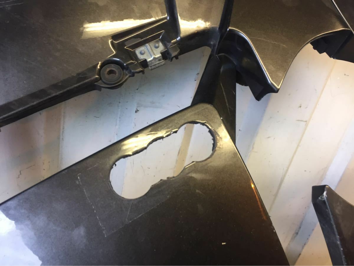YAMAHA FJR1300 FJR 1300 LEFT FAIRING  YEAR 2009