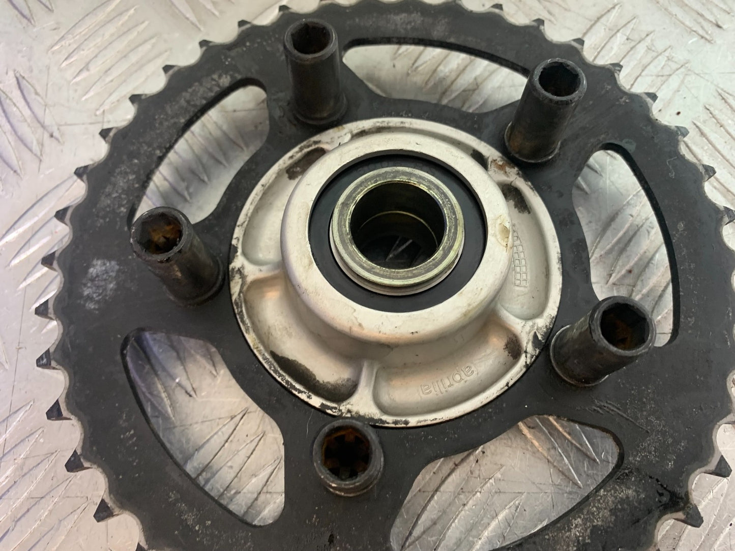 APRILIA RSV4 FACTORY REAR SPROCKET CARRIER  YEAR 2009-2012 (CMB1224)