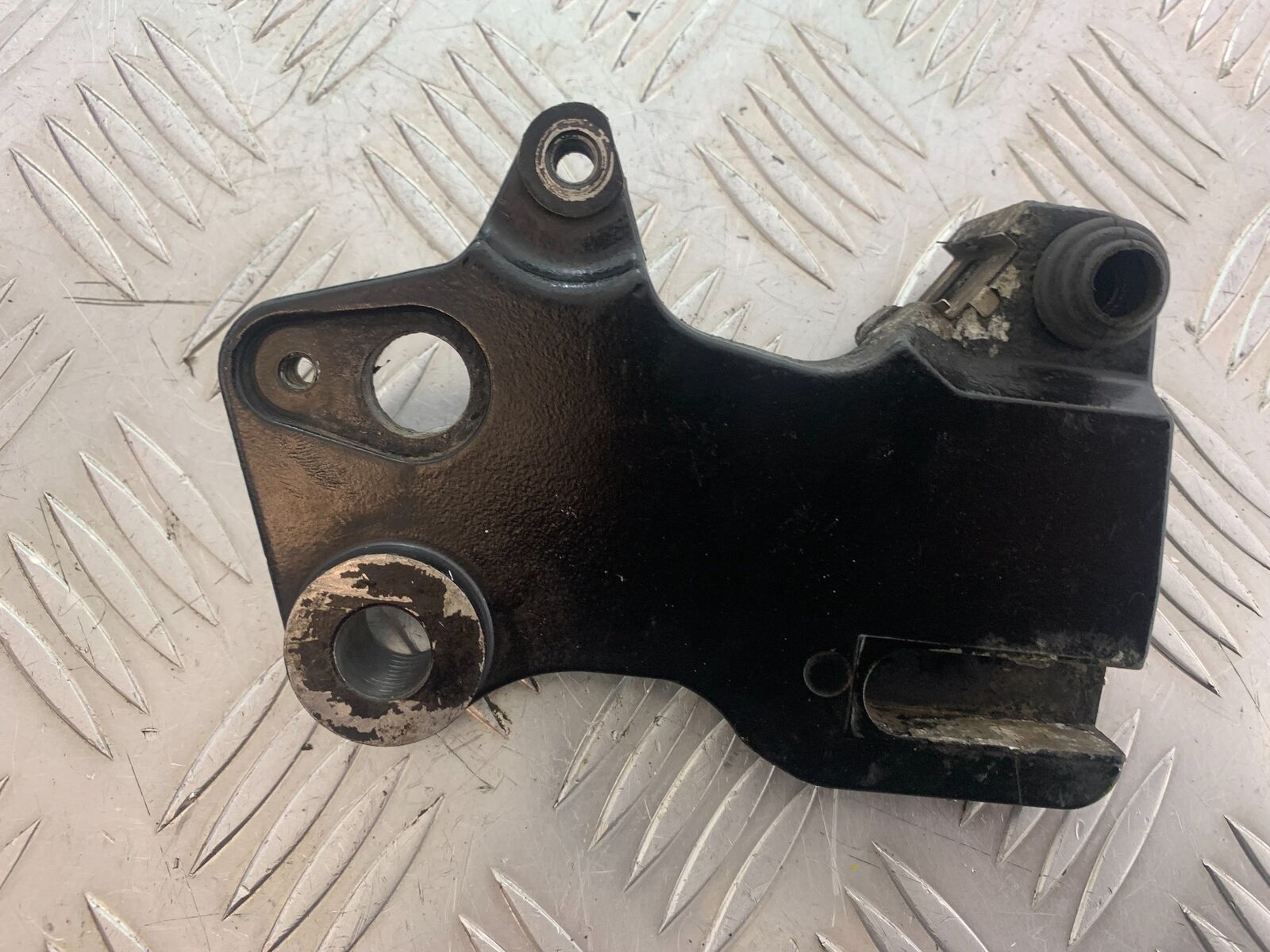 SINNIS TERRAIN 125 REAR CALIPER BRACKET   YEAR 2024 (CMB1072)
