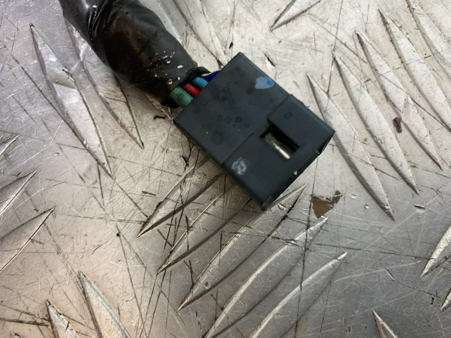 APRILIA RSV1000 RSV 1000 MILLE LEFT SWITCH GEAR  1998- 2003 (CMB1184)