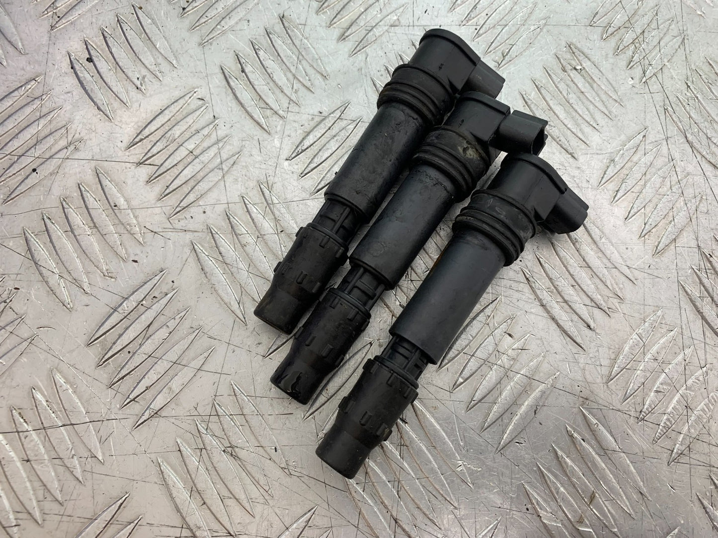 TRIUMPH 955i DAYTONA COILS  YEAR 2002-2006 (CMB1229)