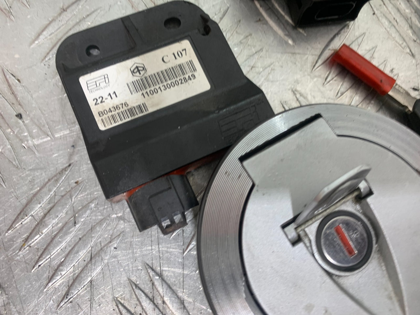 APRILIA TUONO 1000 V4R ECU LOCKS KEYS  YEAR 2011-13  (CMB1331)