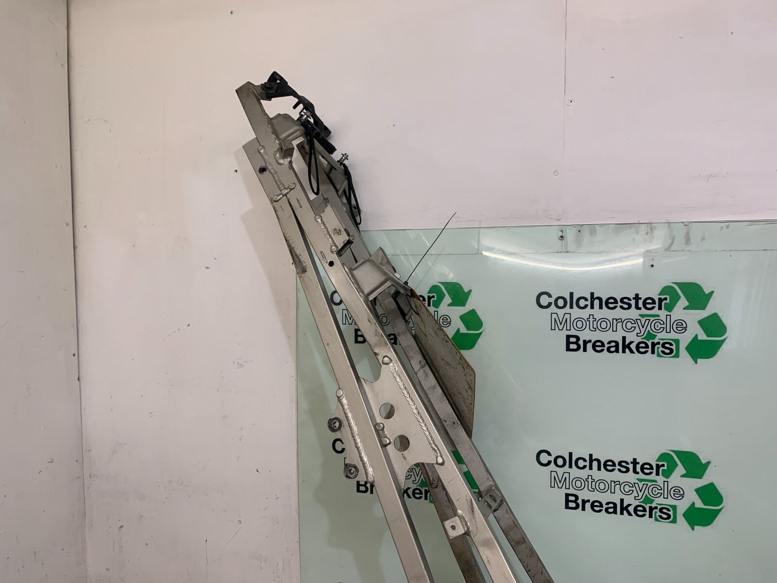 KAWASAKI ZX9R ZX9 C FRAME REG LOG BOOK  YEAR 1998-99 (STOCK 957)