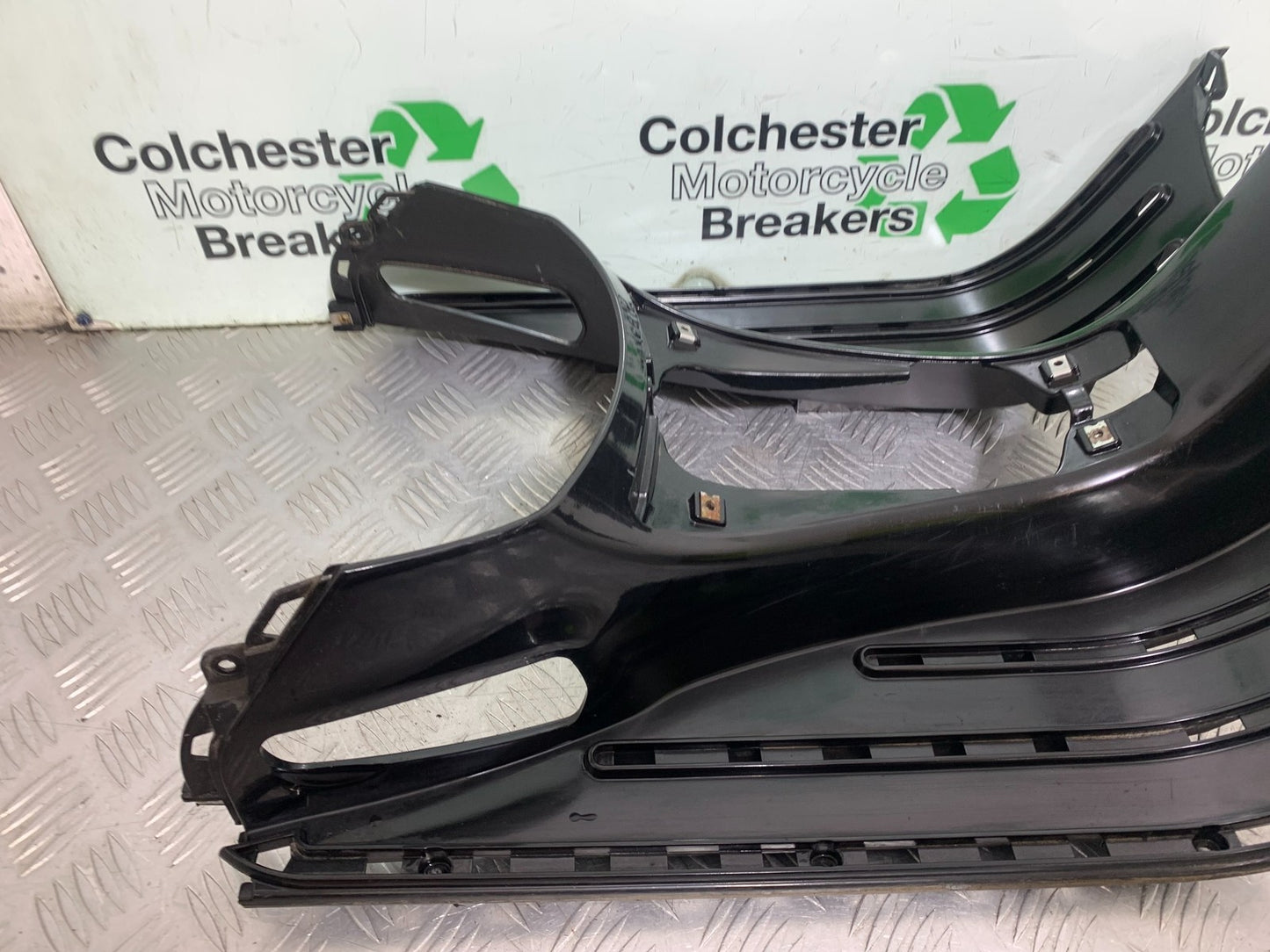PIAGGIO VESPA GT125 L FOOT BOARD YEAR 2003  (CMB1300)