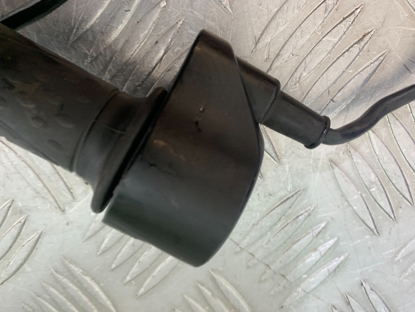 MV AGUSTA 800 F3 THROTTLE AND GRIP  YEAR 2013-2016 (CMB1152)