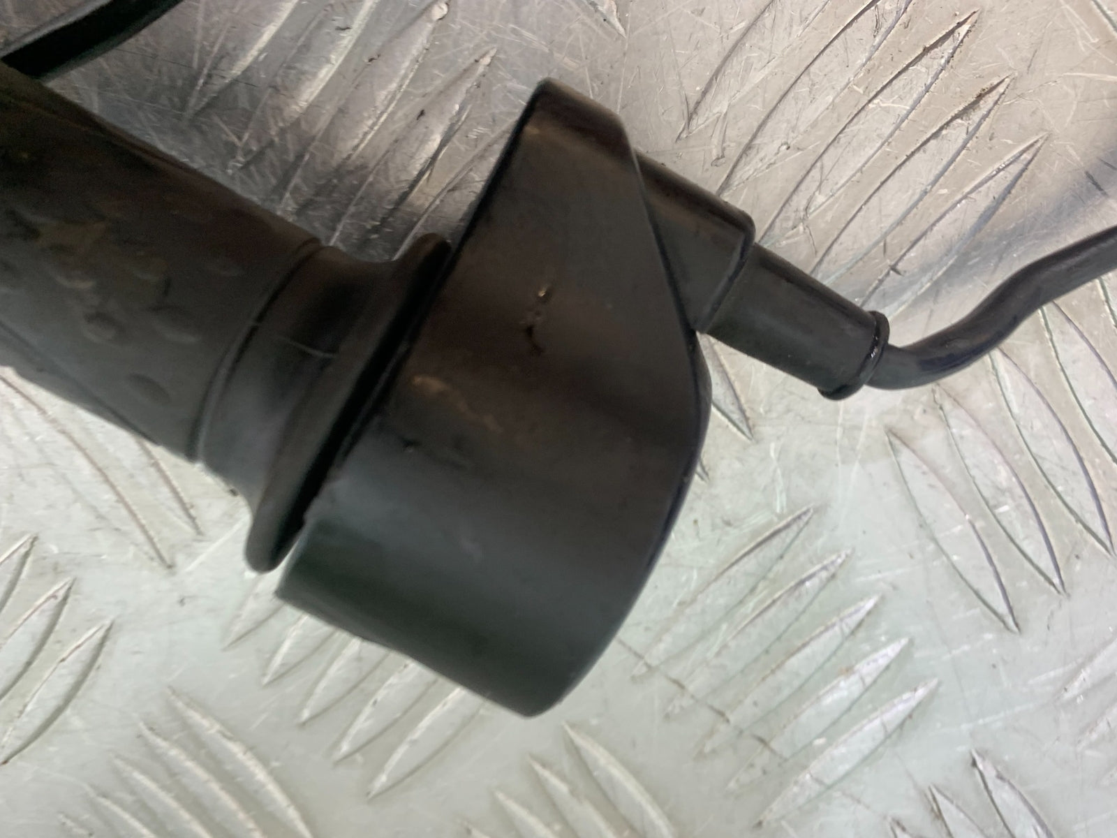 MV AGUSTA 800 F3 THROTTLE AND GRIP  YEAR 2013-2016 (CMB1152)