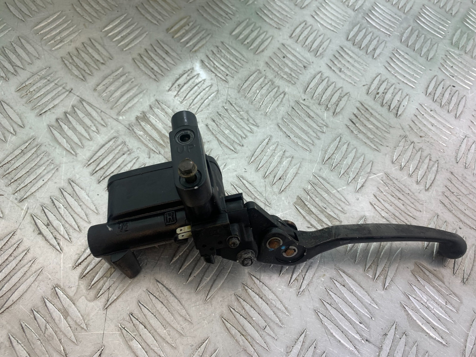 KAWASAKI J125 J125 FRONT MRAKE MASTER CYLINDER YEAR 2016-2020 (CMB1158)